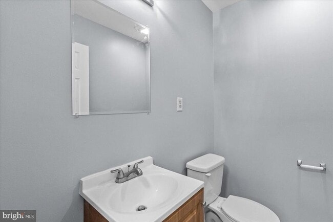 Building Photo - 28 Fawn Ct
