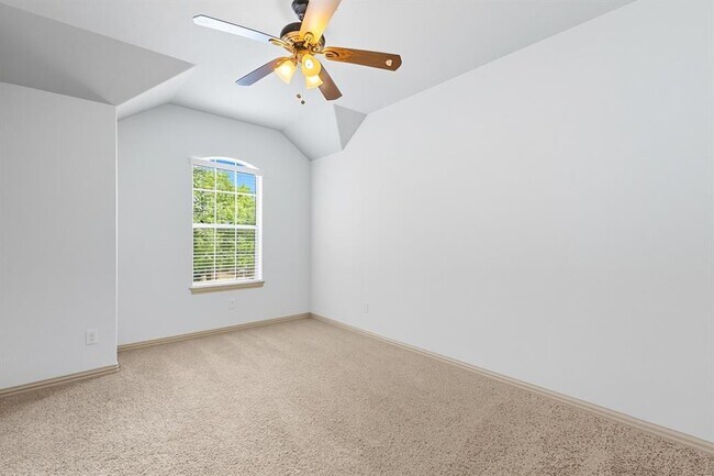Building Photo - 2409 Pauma Valley Way