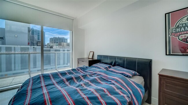 Building Photo - 55 SE 6th St