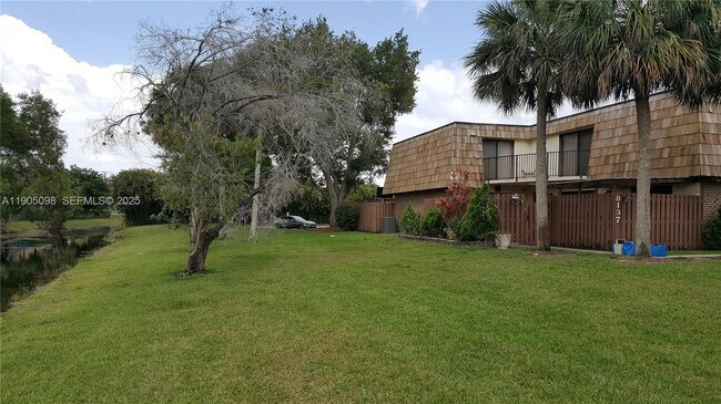 Building Photo - 8137 S Coral Cir