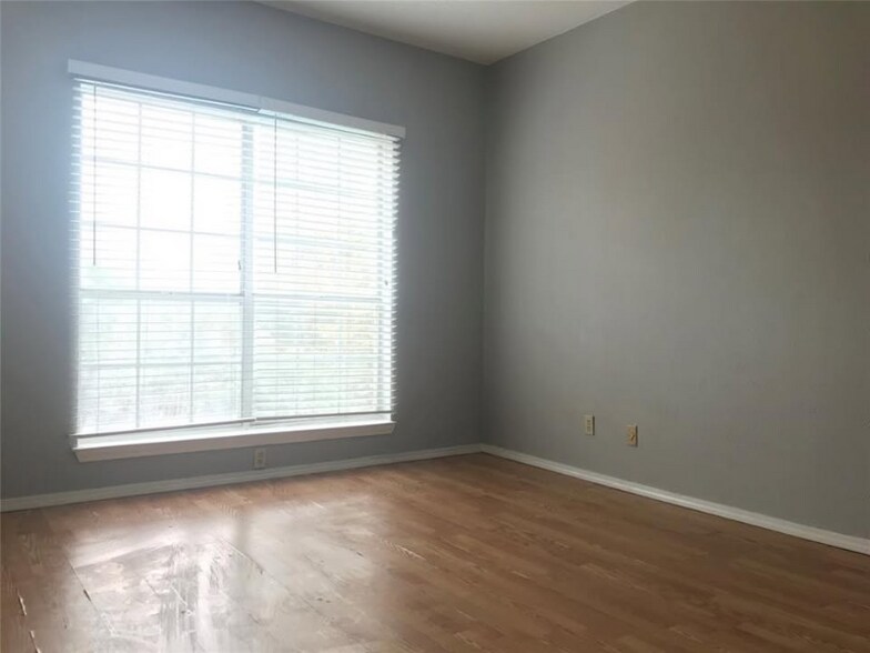 Building Photo - 7151 Gaston Pkwy