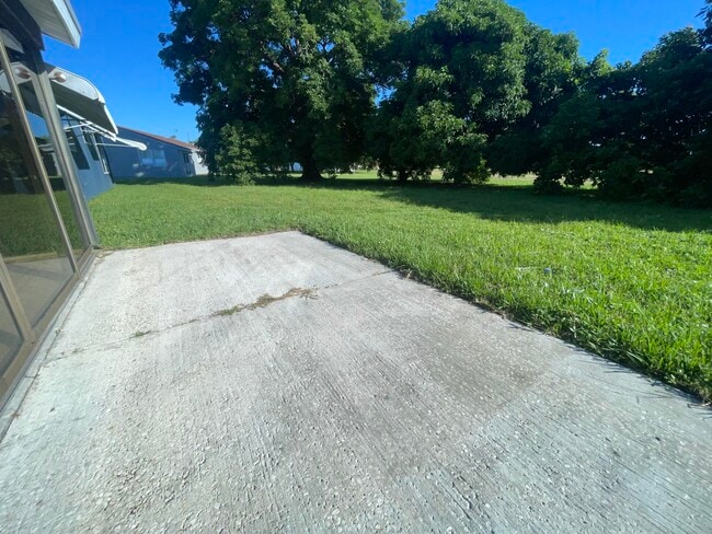 Building Photo - 1849 SE Rainier Rd