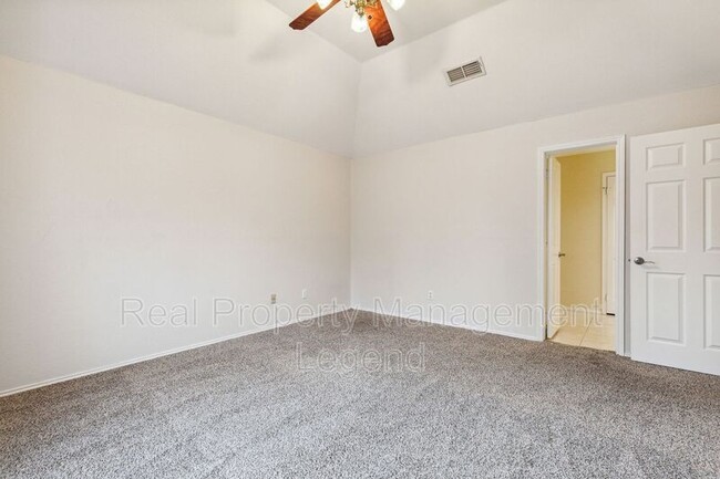 Building Photo - 6223 Bentwood Trail