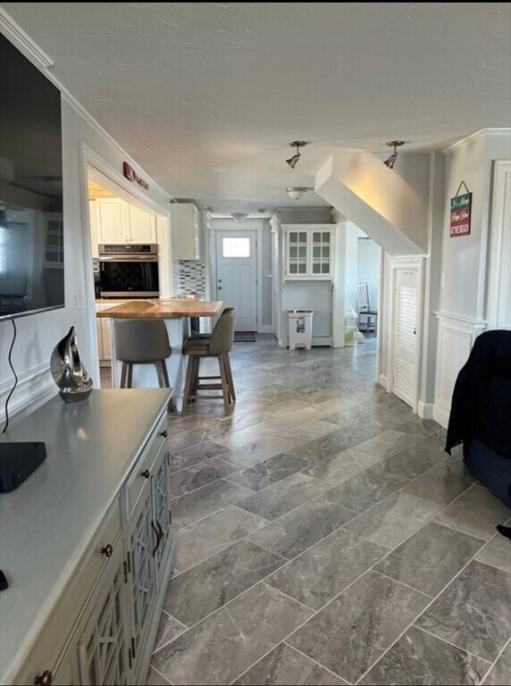 Building Photo - 300 Ocean St