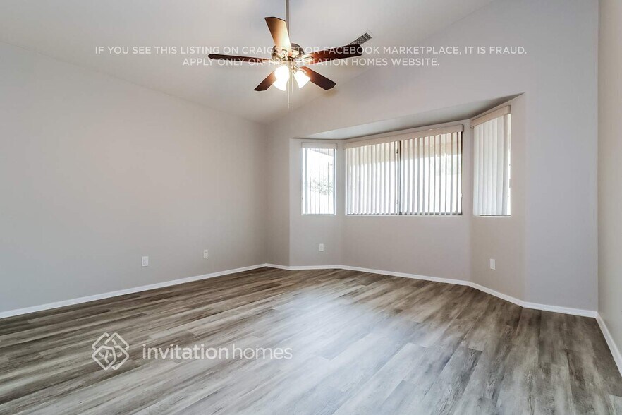 Building Photo - 25586 W St Catherine Ave