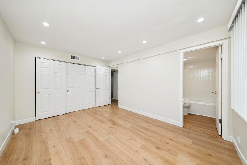 Building Photo - 700 Perrie Dr