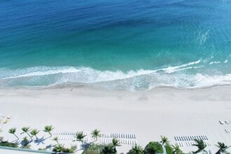 Building Photo - 3900 Galt Ocean Dr