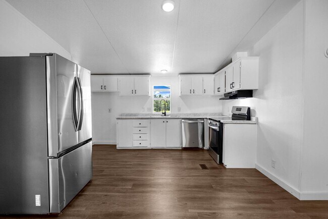 Building Photo - 17982 CR 4104