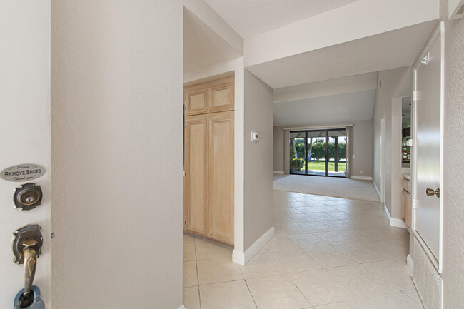 Building Photo - 78985 Montego Cir