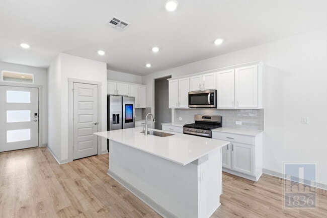 Building Photo - 8129 Linnie Ln
