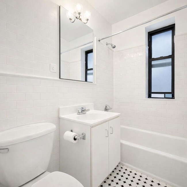 Floorplan - 105 Pinehurst Avenue