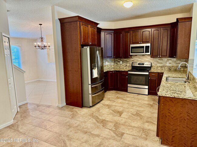 Building Photo - 1143 Summer Springs Drive