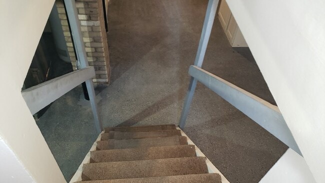 Building Photo - 28833 Groveland St