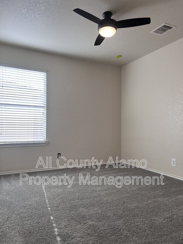 Building Photo - 7431 Cedar Farm