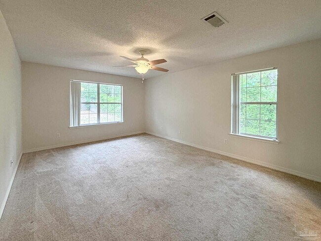 Building Photo - 9639 Westgate Cir