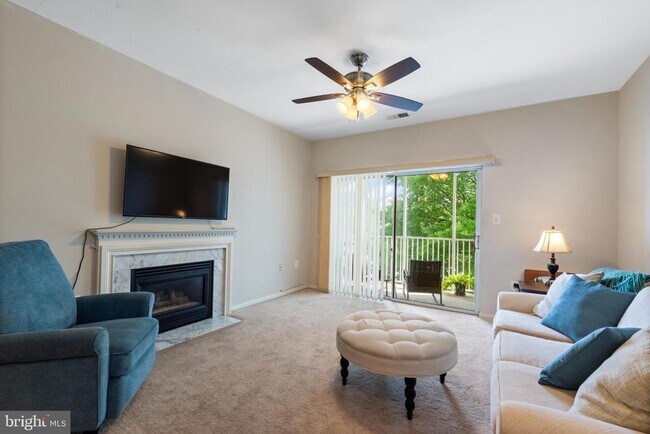 Building Photo - 12016 Amber Ridge Cir