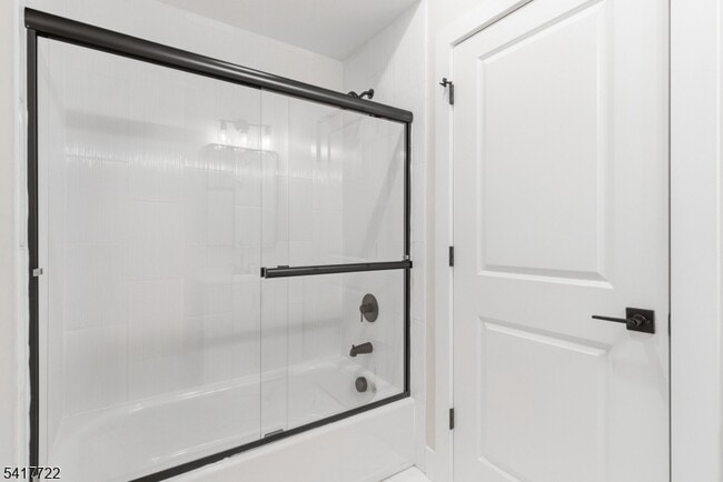 Building Photo - 34 Elizabeth Ave