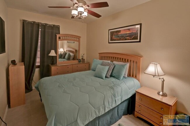 Building Photo - 102 E Capricorn Dr