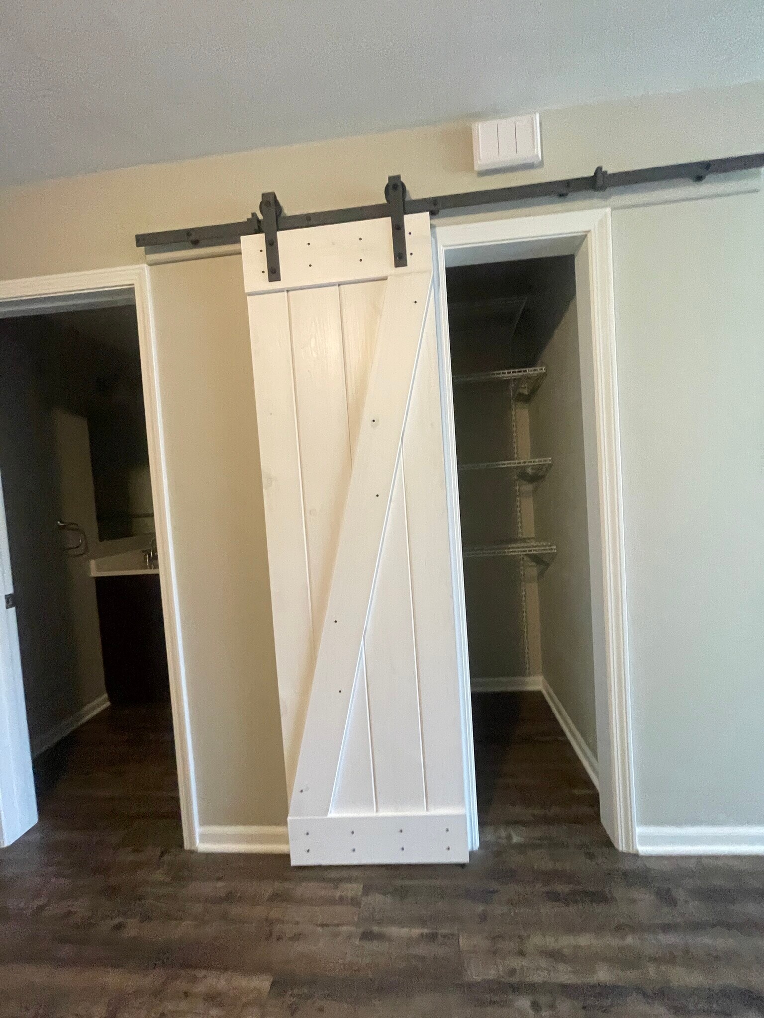 Building Photo - 207 W Walworth St