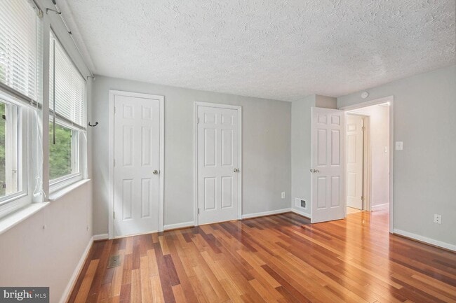 Building Photo - 5818 Rock Forest Ct