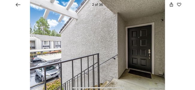 Building Photo - 15094 Avenida Venusto