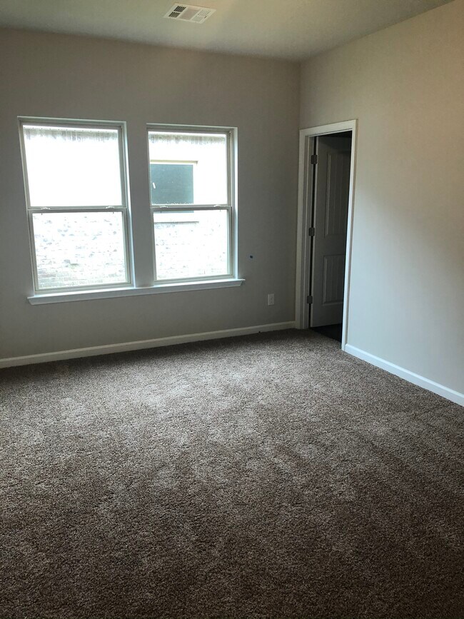 Building Photo - 40344 Sedgwick Ln