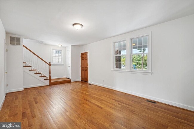 Building Photo - 3910 Yuma St NW