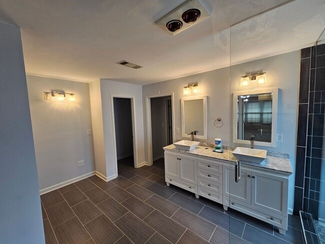 Building Photo - 3712 Wickford Ln