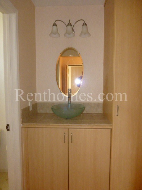 Building Photo - 8308 Regents Rd