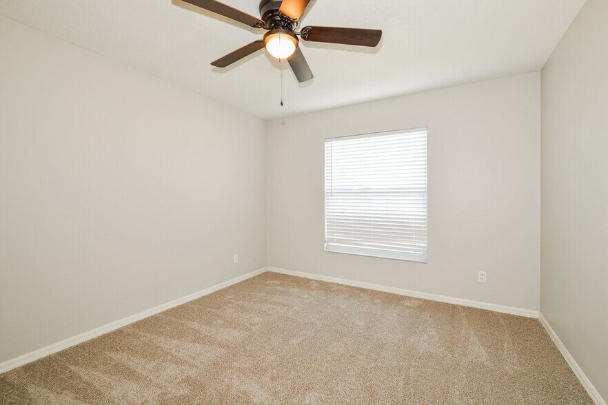 Building Photo - 4803 Jeanette Ct