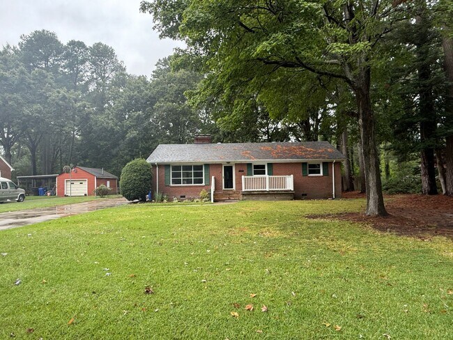 Building Photo - 3608 Wright Rd