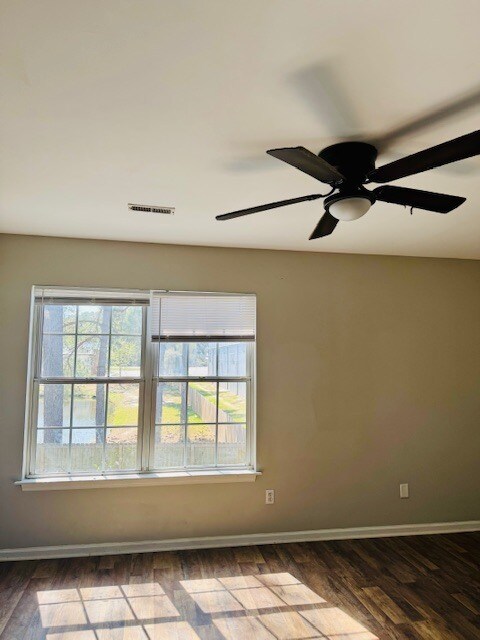 Building Photo - 4062 Cedars Pkwy