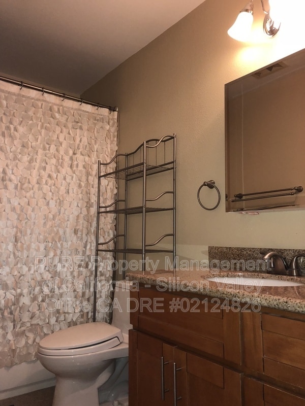 Building Photo - 3348 Landess Ave