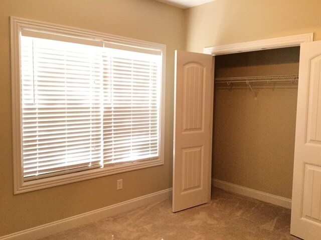 Building Photo - 106 Spencer Springs Drive