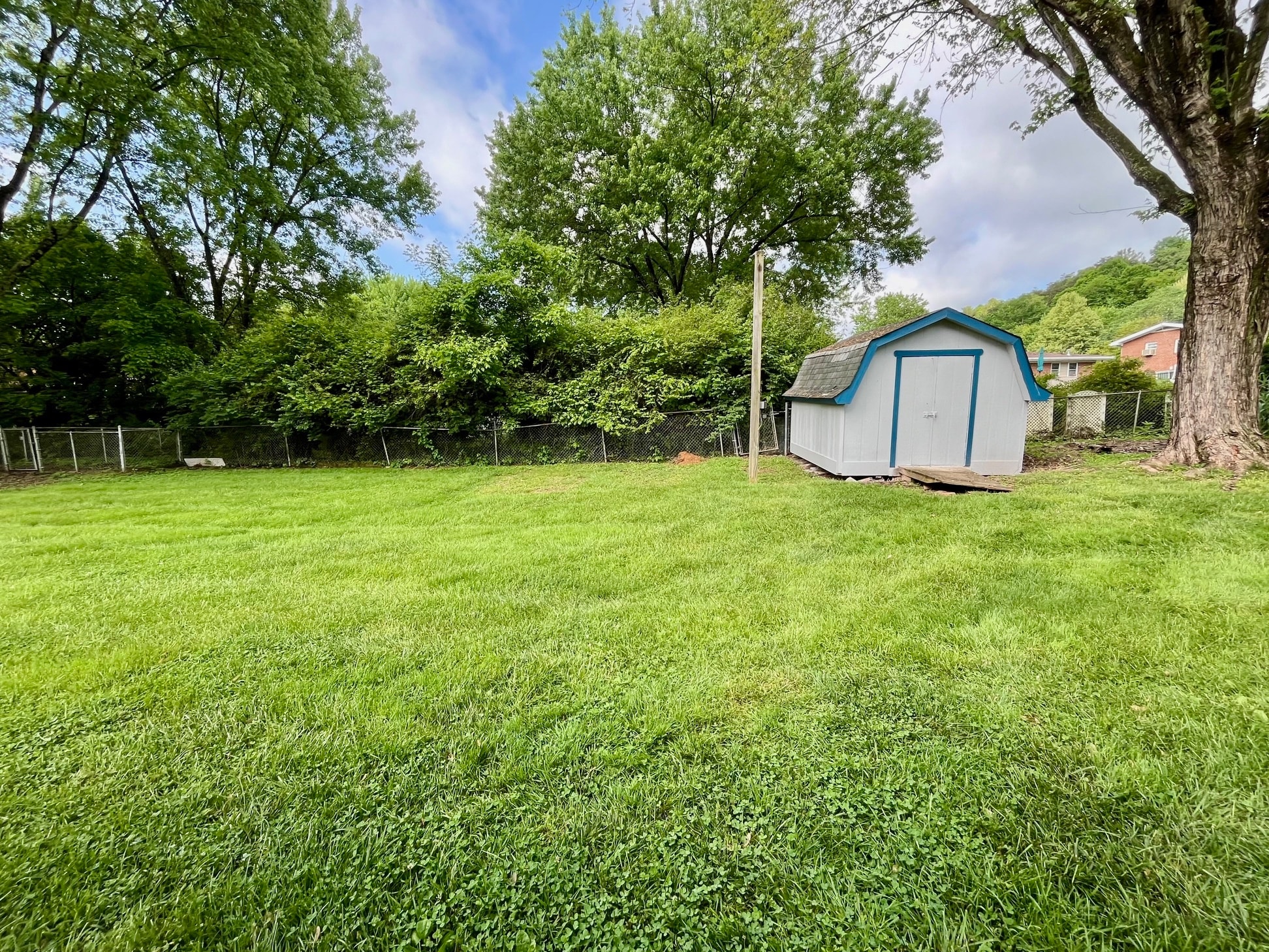Building Photo - 2707 Granbrook Dr