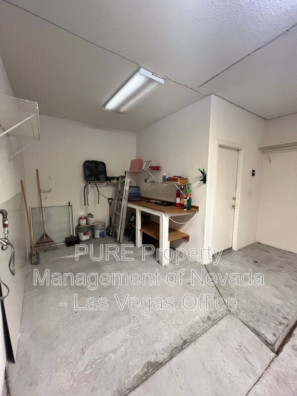 Building Photo - 10733 Clarion Ln