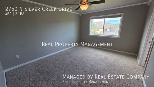 Building Photo - 2750 N Silver Creek Dr