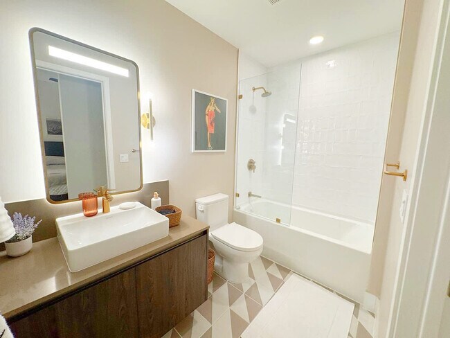 Building Photo - 159 NE 6th St