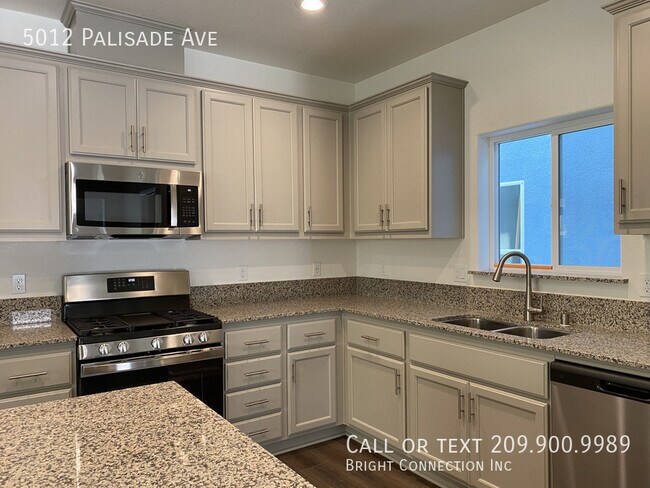 Building Photo - 5012 Palisade Ave