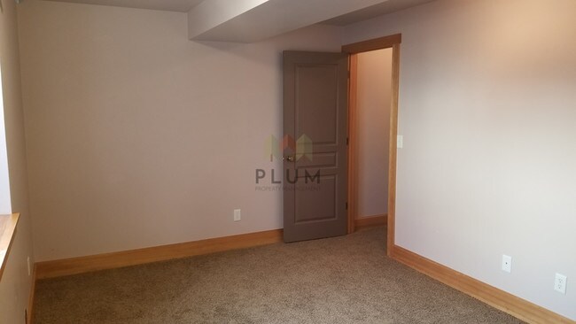 Building Photo - 2726 O'Shaughnesy St