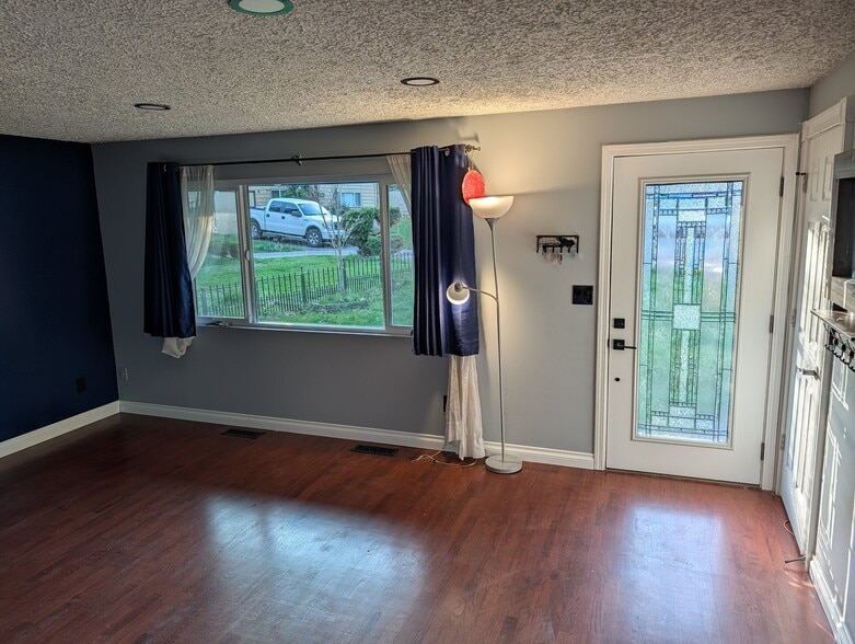 Building Photo - 22507 51st Ave W