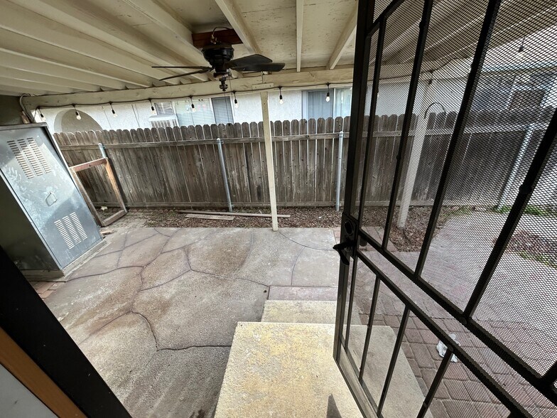 Walking to back patio - 5398 34th St