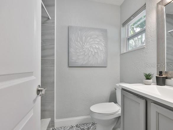 Building Photo - 6206 S Adelia Ave