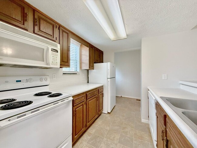 Building Photo - 1634 19th St