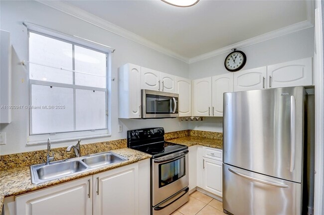 Building Photo - 11331 NW 44th Terrace