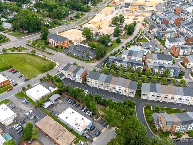 Building Photo - 5435 Libbie Mill W Blvd