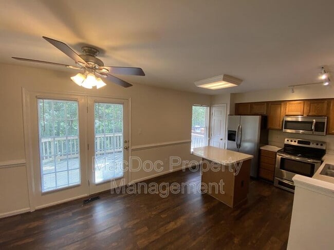 Building Photo - 4204 Apgar Ct