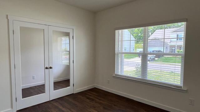 Building Photo - 4170 Lone Oak Cir