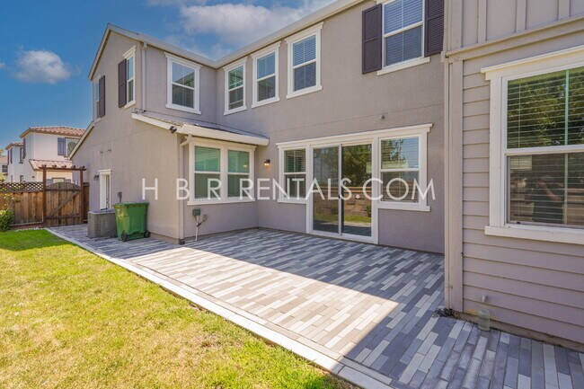Building Photo - Modern 4-Bedroom Retreat in Mountain House...