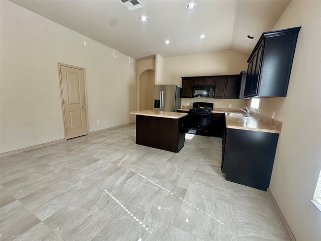 Building Photo - 5415 Sunfall Bend Ln